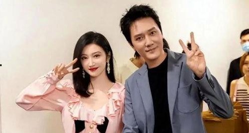 明星八卦揭秘：娱乐圈胖胖明星与王源吃瓜爆料