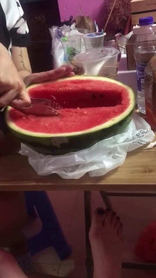 当红明星情侣分手引热议：性格差异与事业压力成导火索