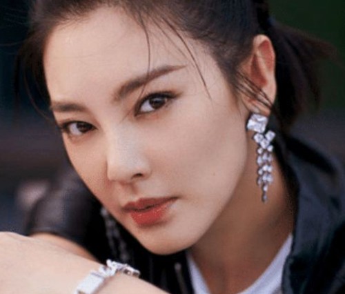 娱乐资讯与动漫新作：理性看待与内容畅享新选择