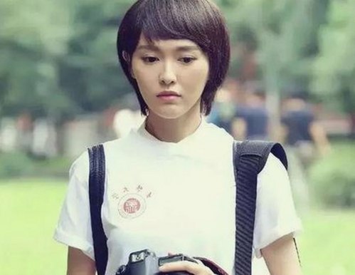 迪丽热巴娱乐圈时间线全解析：揭秘她背后的那些爆料和秘密