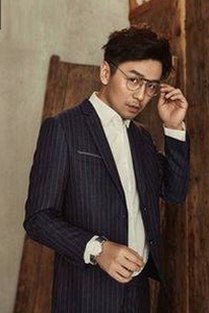 国产新作引发热议，亲姐弟题材尺度冲击娱乐圈